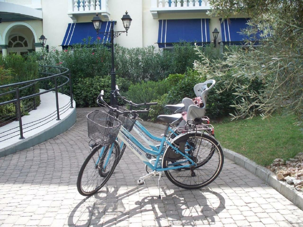 Hotel Casa Bianca Al Mare Lido di Jesolo Exterior foto